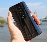 OnePlus 6 gets Oxygen OS 9.0.3